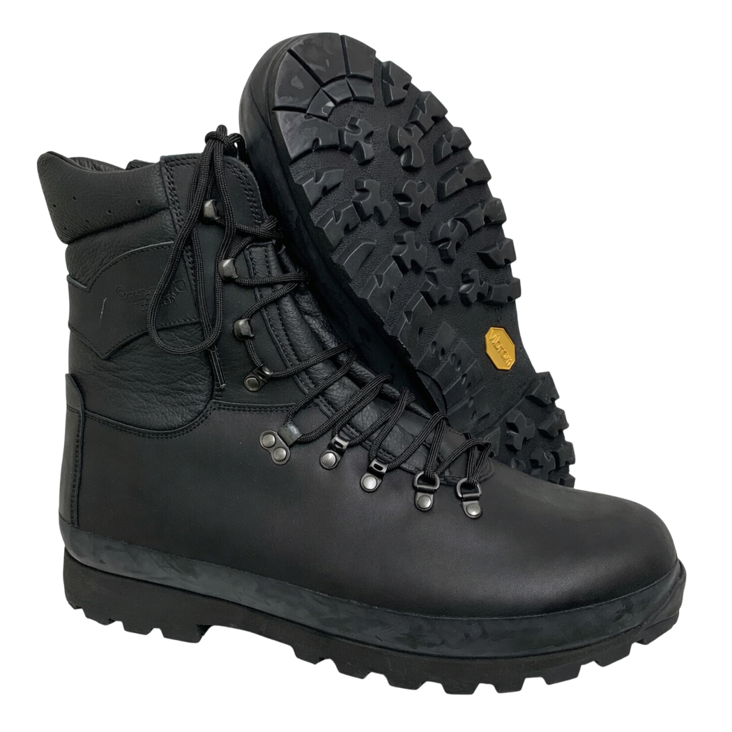 1832 British Army Alt-Berg® Defender High Liability Male Combat Boots Black British Army Alt-Berg® Defender High Liability Male Combat Boots Black - Image 1