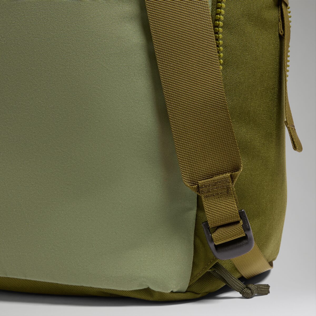 Berghaus® SMPS Foldable Daypack III 35L Cedar - Image 6