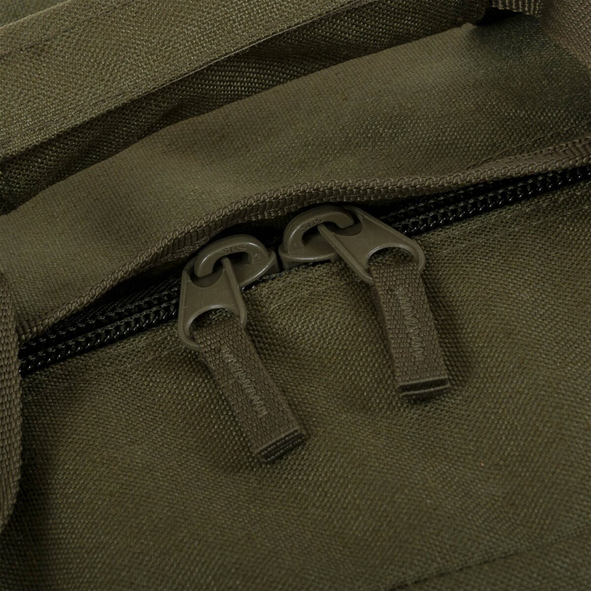 Highlander® Loader 100L Holdall - Image 13
